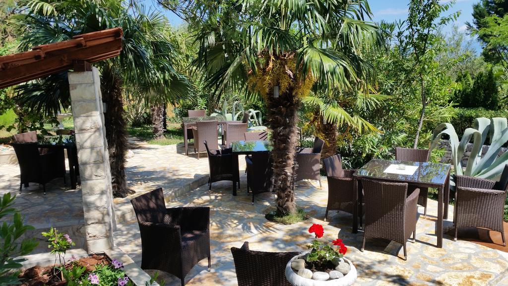 Guest House Villa Marlis 马林斯卡 外观 照片